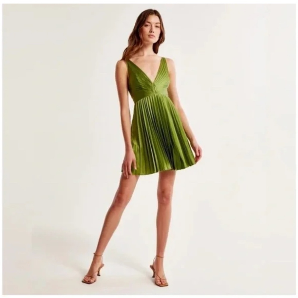 Abercrombie & Fitch Giselle Pleated Mini Dress - Green